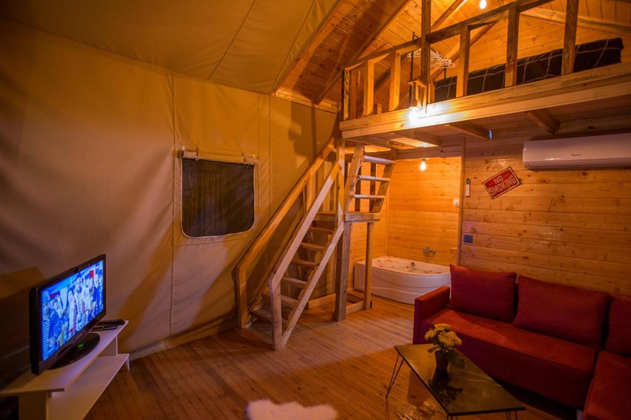 Вилла The Hill Glamping Чирали Экстерьер фото