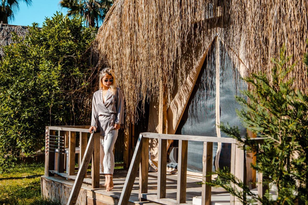 Вилла The Hill Glamping Чирали Экстерьер фото