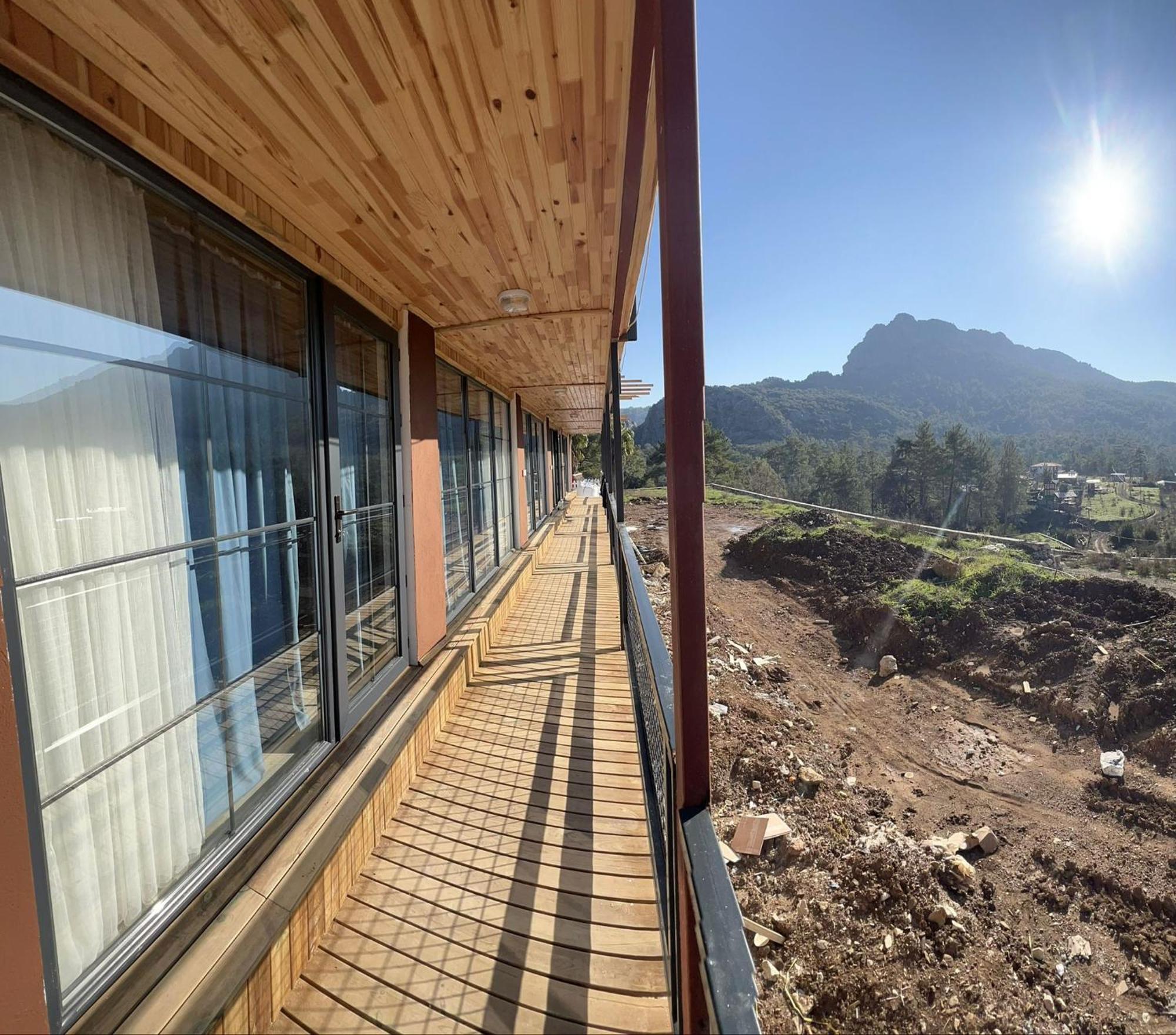 Вилла The Hill Glamping Чирали Экстерьер фото